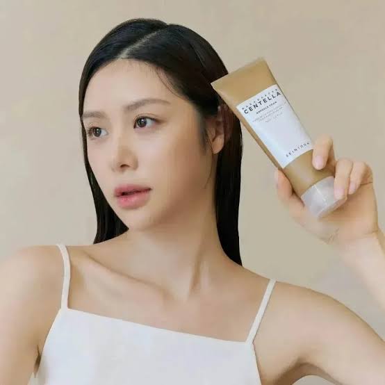 Centella ampoule cleanser foam